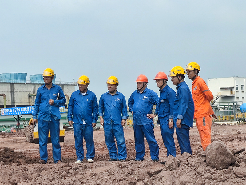 箱涵基坑全線貫通！傅利才、陳懋金蒞臨現(xiàn)場指導(dǎo)(圖1)