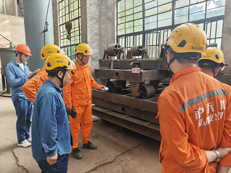 弘旭公司組織開展2025年中秋國慶 節(jié)前安全環(huán)保綜合大排查(圖1) 弘旭公司組織開展2025年中秋國慶 節(jié)前安全環(huán)保綜合大排查(圖1)